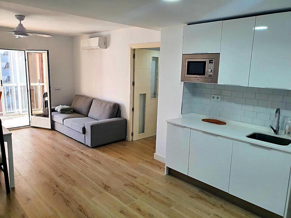 First Line Apartment With 3 Bedrooms And Seaviews Бенидорм Экстерьер фото