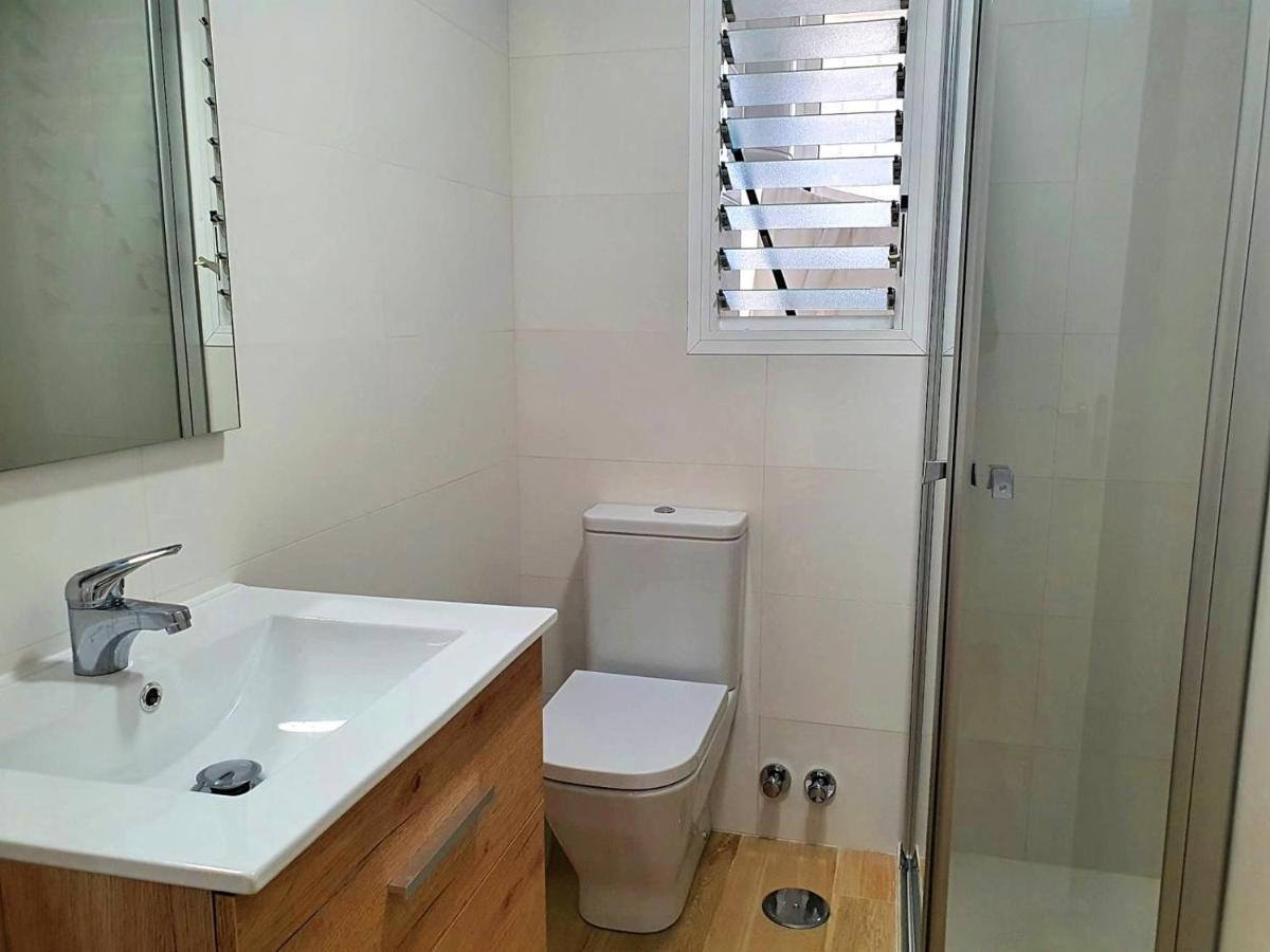 First Line Apartment With 3 Bedrooms And Seaviews Бенидорм Экстерьер фото