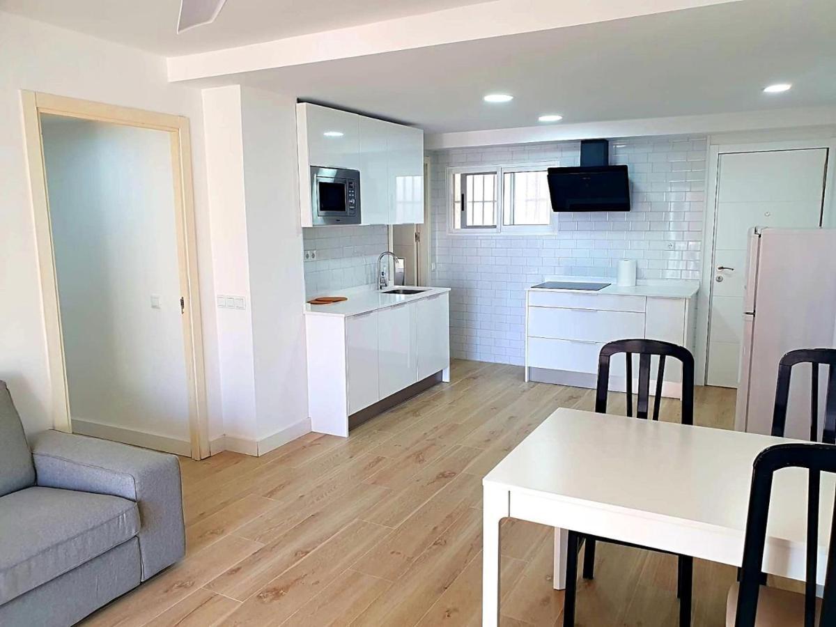 First Line Apartment With 3 Bedrooms And Seaviews Бенидорм Экстерьер фото